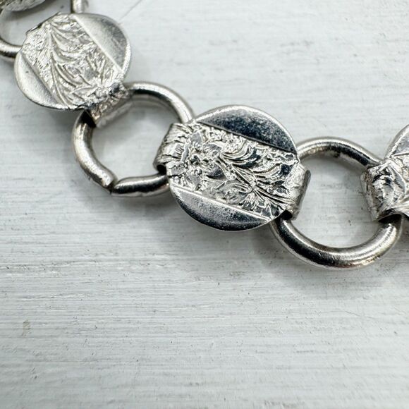 Vtg 1960's Sarah Coventry Young And Gay Silver Floral Book Chain Link Bracelet - Picture 3 of 8